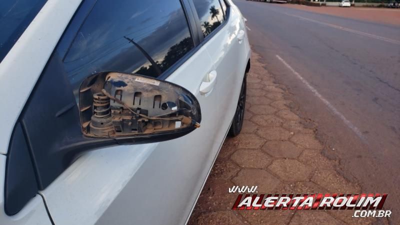 Motociclista é socorrido pelos bombeiros após colisão na RO-010, em Rolim de Moura Motociclista é socorrido pelos bombeiros após colisão na RO-010, em Rolim de Moura
