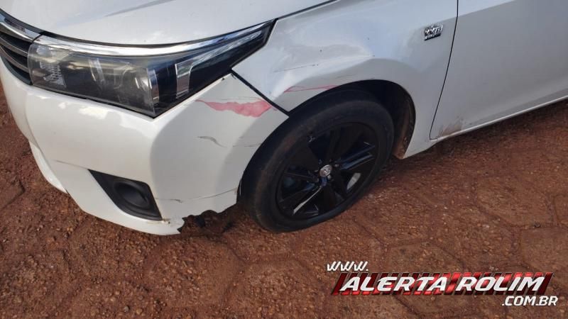 Motociclista é socorrido pelos bombeiros após colisão na RO-010, em Rolim de Moura Motociclista é socorrido pelos bombeiros após colisão na RO-010, em Rolim de Moura