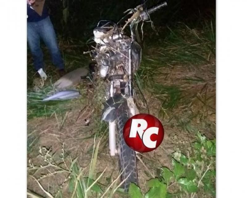 Motociclista morre ao colidir contra caminhonete F-1000 na RO 481, em São Miguel do Guaporé Motociclista morre ao colidir contra caminhonete F-1000 na RO 481, em São Miguel do Guaporé