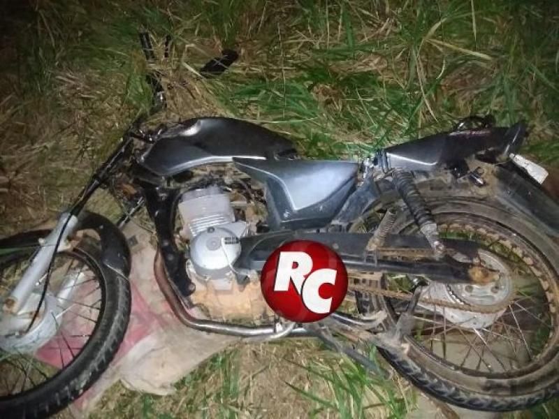 Motociclista morre ao colidir contra caminhonete F-1000 na RO 481, em São Miguel do Guaporé Motociclista morre ao colidir contra caminhonete F-1000 na RO 481, em São Miguel do Guaporé