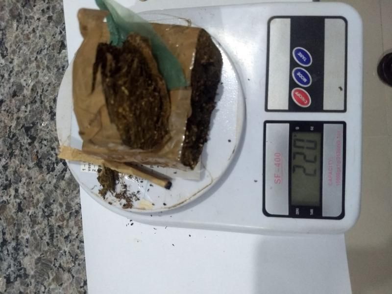 PM de folga apreende drogas e efetua prisão de suspeito, em Cacoal PM de folga apreende drogas e efetua prisão de suspeito, em Cacoal