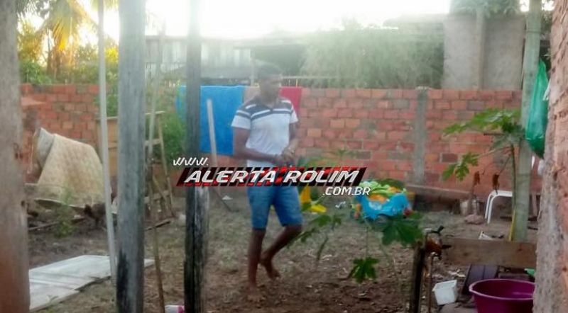 Operação da Polícia Civil e Militar de São Miguel prende acusado de tráfico e roubo, em Rolim de Moura - Vídeo Operação da Polícia Civil e Militar de São Miguel prende acusado de tráfico e roubo, em Rolim de Moura - Vídeo