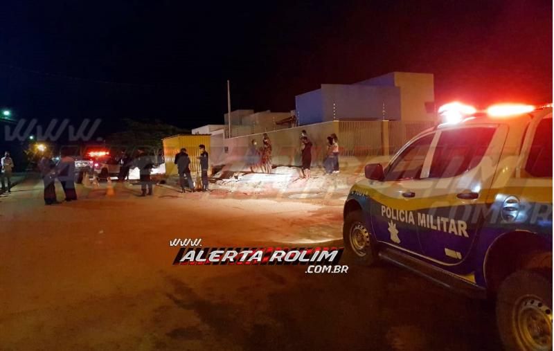 URGENTE - Homem é morto a pauladas e pedradas, no Bairro Planalto, em Rolim de Moura URGENTE - Homem é morto a pauladas e pedradas, no Bairro Planalto, em Rolim de Moura