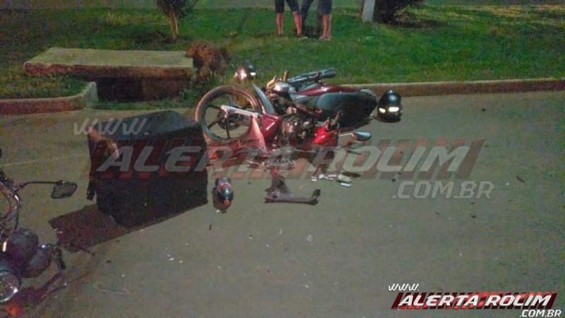 Acidente trânsito envolvendo duas motos resulta em dois feridos, em Rolim de Moura – Vídeo Acidente trânsito envolvendo duas motos resulta em dois feridos, em Rolim de Moura – Vídeo