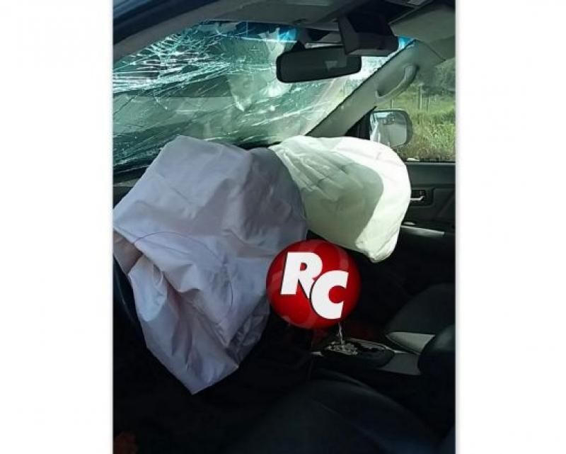 Animal cruza a pista e causa acidente com caminhonete na BR 429 em São Miguel do Guaporé. Animal cruza a pista e causa acidente com caminhonete na BR 429 em São Miguel do Guaporé.