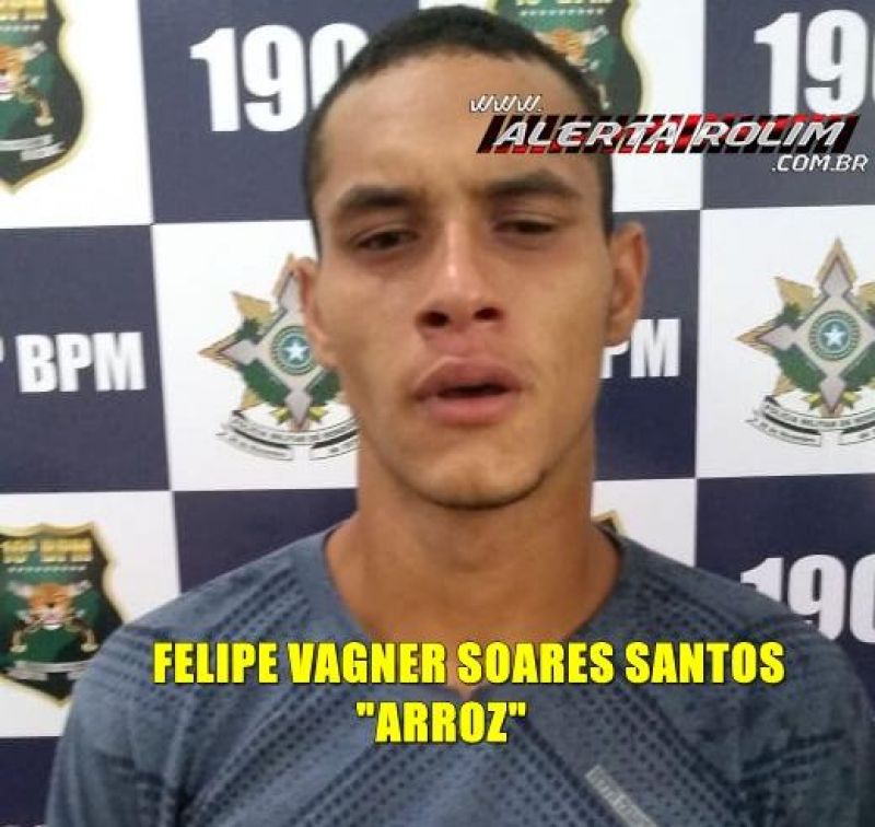 ATUALIZADA – Homem é morto a tiros e facadas e um dos suspeitos é alvejado por policiais militares, durante troca de tiros e outro suspeito acabou preso em flagrante - Assista ao vídeo ATUALIZADA – Homem é morto a tiros e facadas e um dos suspeitos é alvejado por policiais militares, durante troca de tiros e outro suspeito acabou preso em flagrante - Assista ao vídeo