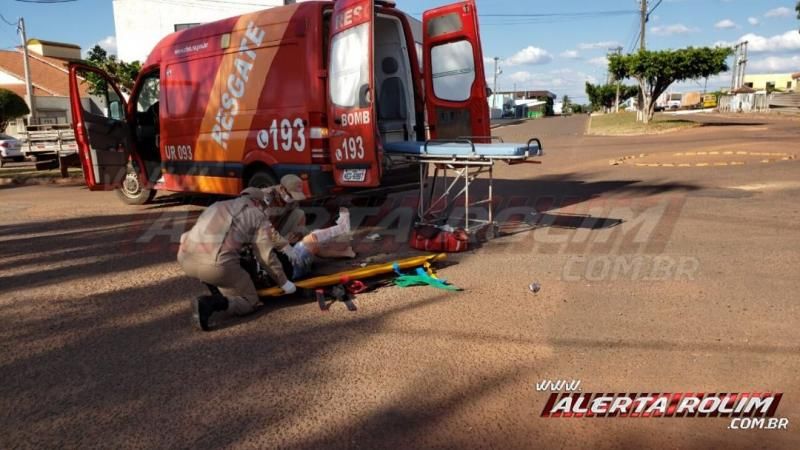 Bombeiros atendem acidente de trânsito nesta tarde de domingo no Centro de Rolim de Moura Bombeiros atendem acidente de trânsito nesta tarde de domingo no Centro de Rolim de Moura
