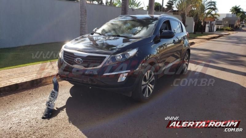 Bombeiros atendem acidente de trânsito nesta tarde de domingo no Centro de Rolim de Moura Bombeiros atendem acidente de trânsito nesta tarde de domingo no Centro de Rolim de Moura