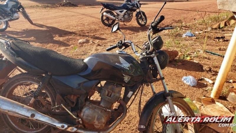 Bombeiros socorrem motociclista vítima de acidente de trânsito no Bairro Beira Rio, em Rolim de Moura – Vídeo Bombeiros socorrem motociclista vítima de acidente de trânsito no Bairro Beira Rio, em Rolim de Moura – Vídeo