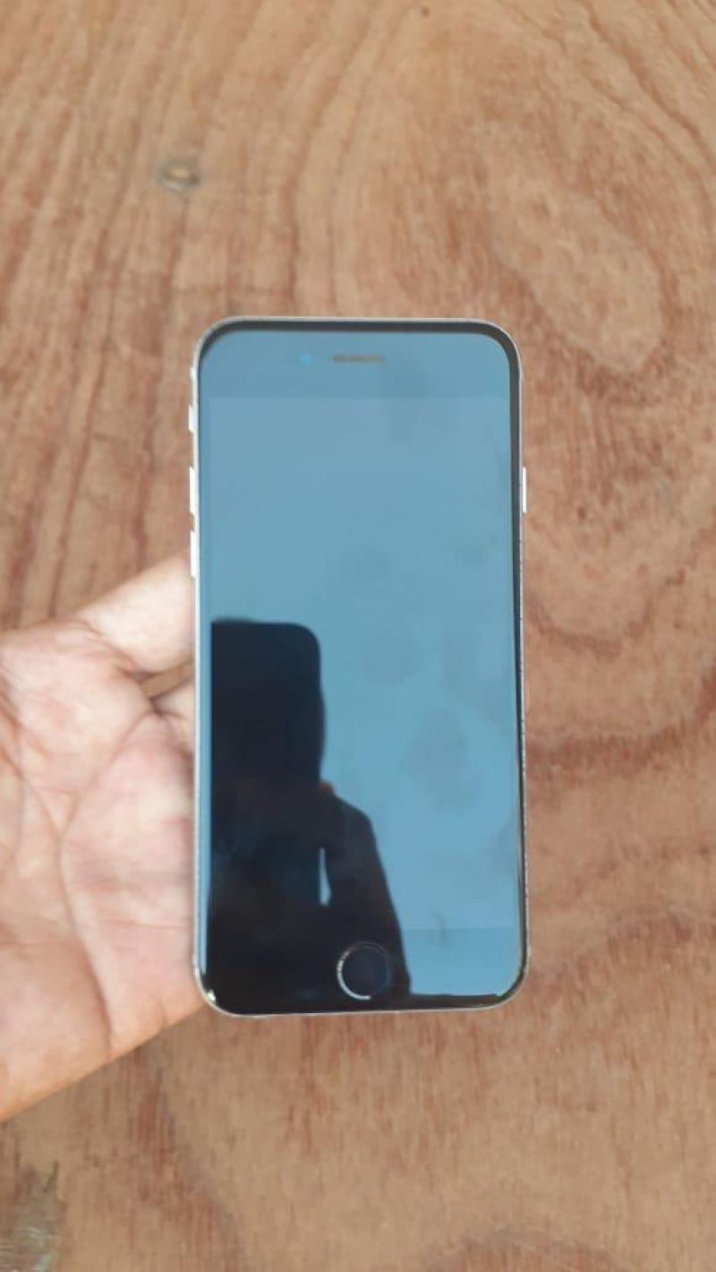 Celular iPhone foi encontrado no Centro de Rolim de Moura Celular iPhone foi encontrado no Centro de Rolim de Moura