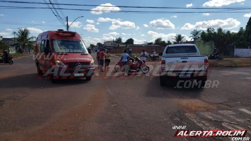 Bombeiros atendem acidente de trânsito na tarde deste sábado em Rolim de Moura Bombeiros atendem acidente de trânsito na tarde deste sábado em Rolim de Moura