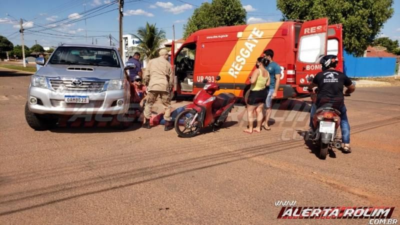 Bombeiros atendem acidente de trânsito na tarde deste sábado em Rolim de Moura Bombeiros atendem acidente de trânsito na tarde deste sábado em Rolim de Moura