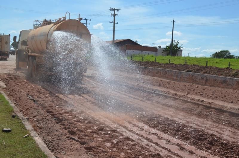 DER inicia trabalhos de recuperação em trecho crítico na RO-383 em Rolim de Moura DER inicia trabalhos de recuperação em trecho crítico na RO-383 em Rolim de Moura