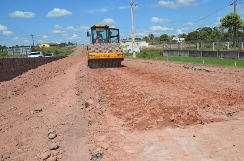 DER inicia trabalhos de recuperação em trecho crítico na RO-383 em Rolim de Moura DER inicia trabalhos de recuperação em trecho crítico na RO-383 em Rolim de Moura