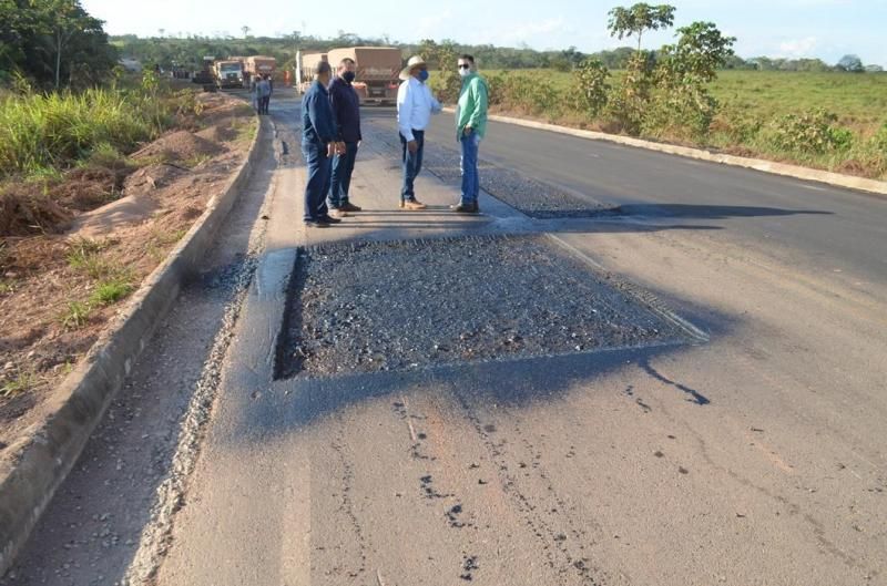 Diretor-geral do DER, Elias Rezende cumpre agenda na região da zona da mata Diretor-geral do DER, Elias Rezende cumpre agenda na região da zona da mata