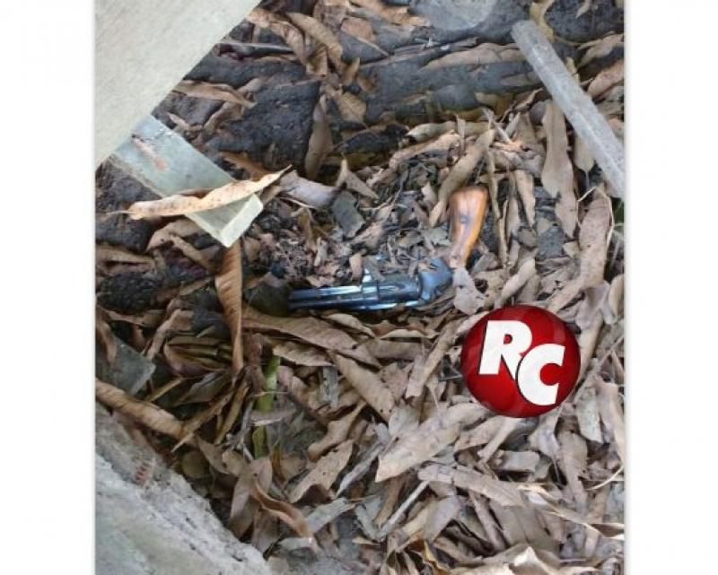Polícia prende seis pessoas na zona rural de Santana do Guaporé, suspeitos no desaparecimento do Arlindo Miniguissi Polícia prende seis pessoas na zona rural de Santana do Guaporé, suspeitos no desaparecimento do Arlindo Miniguissi
