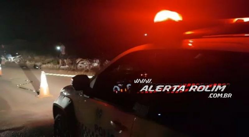 URGENTE – Dois homens são alvejados a tiros e facadas e um vem a óbito ao dar entrada no Hospital, em Rolim de Moura URGENTE – Dois homens são alvejados a tiros e facadas e um vem a óbito ao dar entrada no Hospital, em Rolim de Moura