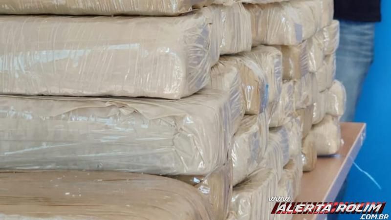 URGENTE - Grande quantidade de drogas é apreendida pela PM, PF, BPFron e PC, na zona rural de Alto Alegre URGENTE - Grande quantidade de drogas é apreendida pela PM, PF, BPFron e PC, na zona rural de Alto Alegre