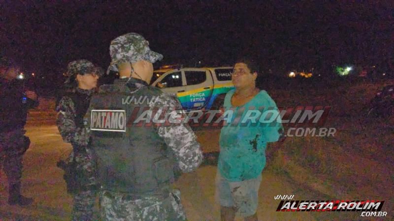ATUALIZADA - Homem é esfaqueado durante discussão, em Rolim de Moura; dois suspeitos foram presos pela equipe do PATAMO da PM ATUALIZADA - Homem é esfaqueado durante discussão, em Rolim de Moura; dois suspeitos foram presos pela equipe do PATAMO da PM