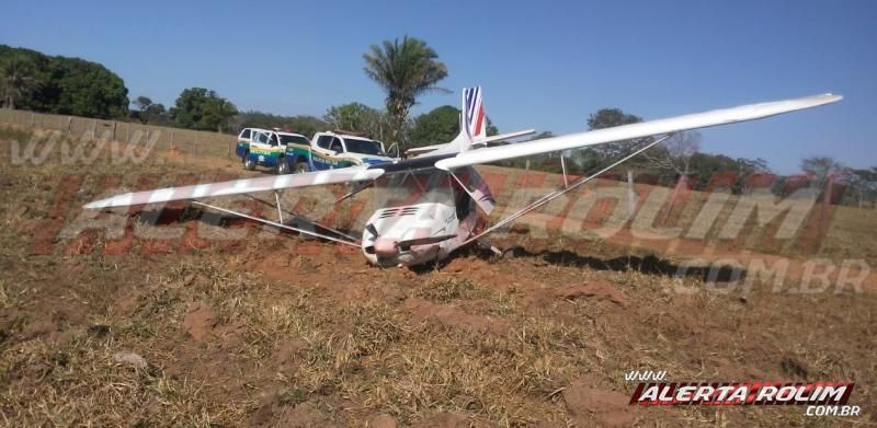 ATUALIZADA - Piloto de avião monomotor faz pouso de emergência em propriedade rural, em Migrantinópolis ATUALIZADA - Piloto de avião monomotor faz pouso de emergência em propriedade rural, em Migrantinópolis