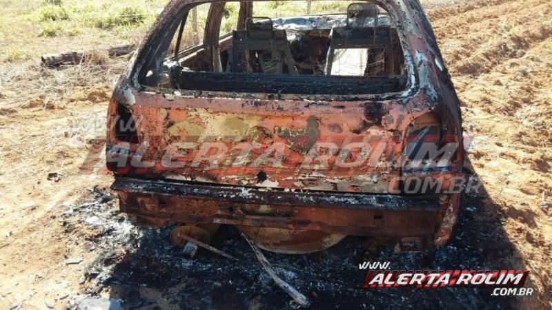 veiculo-e-encontrado-incendiado-na-linha-do-pedro-em-castanheiras-13821-af9b70b793094ce398d3b11fcf35e574 veiculo-e-encontrado-incendiado-na-linha-do-pedro-em-castanheiras-13821-af9b70b793094ce398d3b11fcf35e574