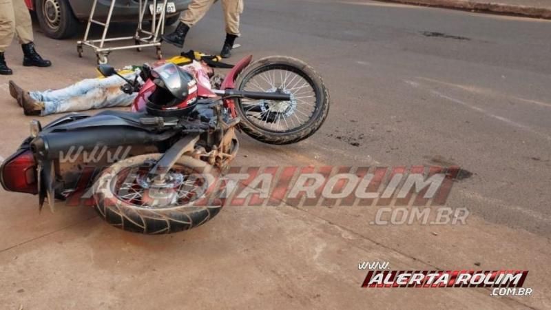 Acidente de trânsito nesta manhã de sábado deixa motociclista ferido, em Rolim de Moura – Vídeo Acidente de trânsito nesta manhã de sábado deixa motociclista ferido, em Rolim de Moura – Vídeo