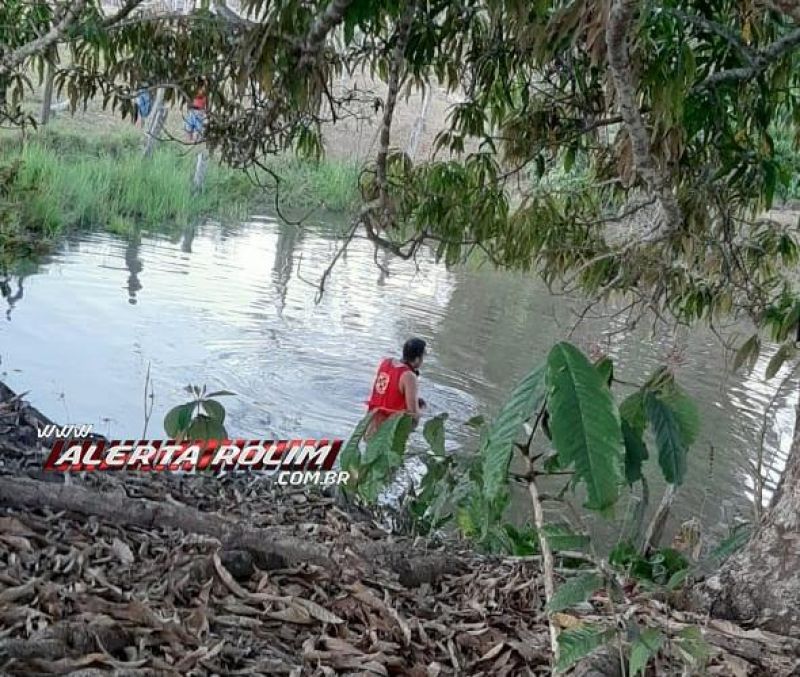 Adolescente morre afogado em represa na zona rural de Migrantinópolis - Vídeo Adolescente morre afogado em represa na zona rural de Migrantinópolis - Vídeo