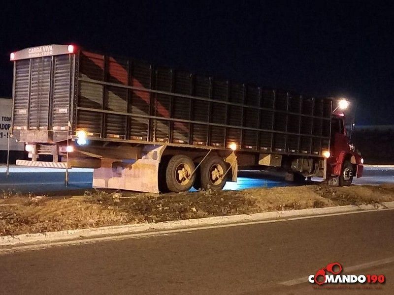 Em Ji-Paraná, adolescente de 15 anos perde a vida em acidente de moto que era conduzida pelo pai Em Ji-Paraná, adolescente de 15 anos perde a vida em acidente de moto que era conduzida pelo pai