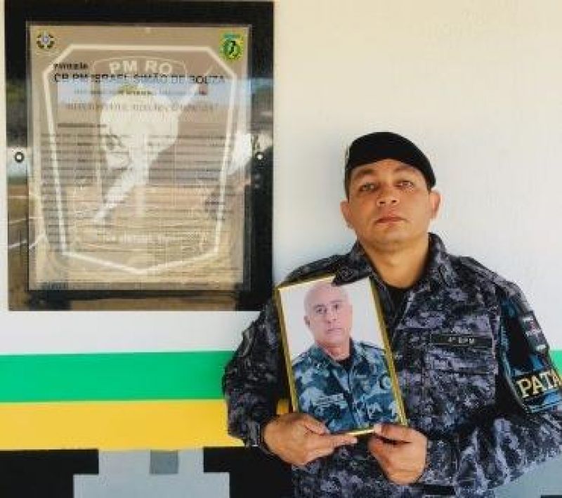 Filhos se inspiram na trajetória do pai oficial da Polícia Militar do Estado de Rondônia Filhos se inspiram na trajetória do pai oficial da Polícia Militar do Estado de Rondônia