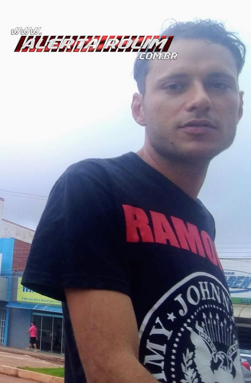 Motociclista que morreu nesta tarde de sábado em acidente na RO-383 é identificado, em Rolim de Moura Motociclista que morreu nesta tarde de sábado em acidente na RO-383 é identificado, em Rolim de Moura