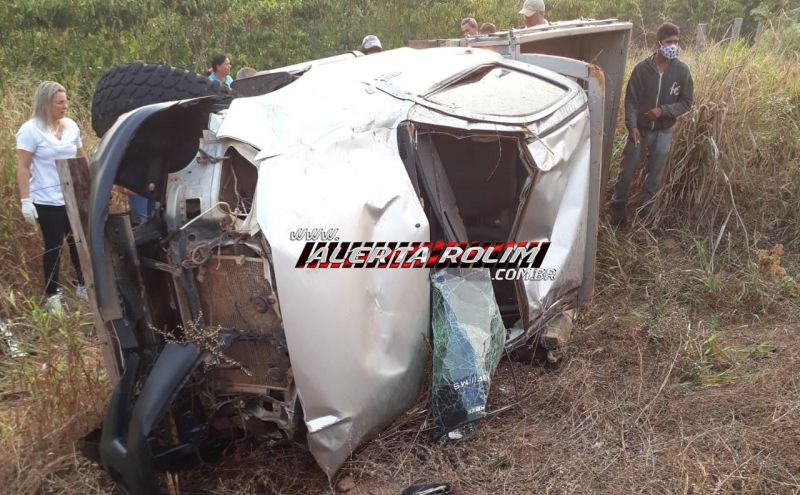 Motorista foi a óbito, após caminhonete capotar na RO-481, em Nova Brasilândia; outra vítima foi socorrida com vida ao Hospital