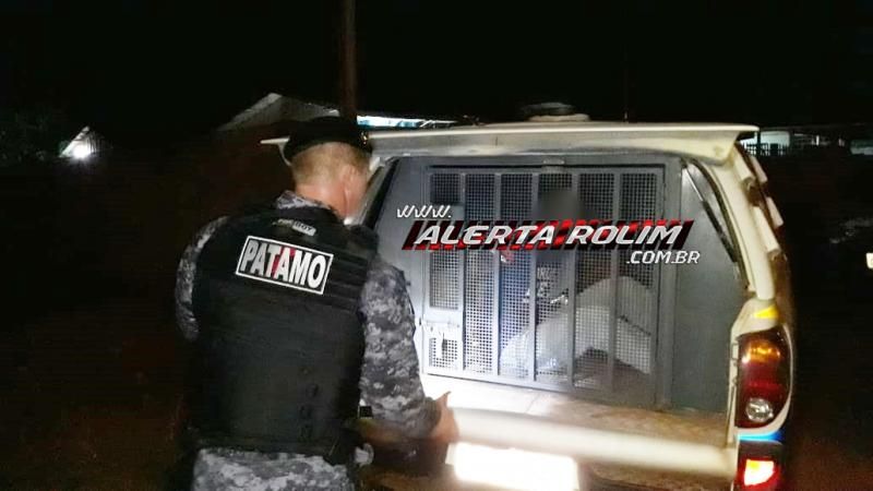 Polícia Militar e Polícia Civil estouram “Boca de Fumo” e três suspeitos de tráfico acabam presos, em Rolim de Moura - Vídeo Polícia Militar e Polícia Civil estouram “Boca de Fumo” e três suspeitos de tráfico acabam presos, em Rolim de Moura - Vídeo