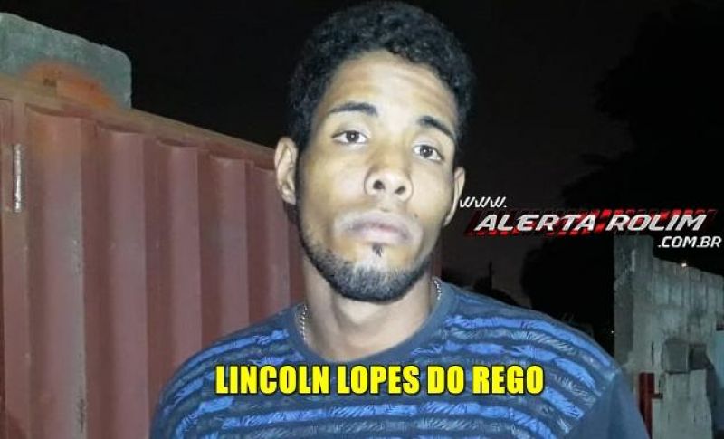 Polícia Militar e Polícia Civil estouram “Boca de Fumo” e três suspeitos de tráfico acabam presos, em Rolim de Moura - Vídeo Polícia Militar e Polícia Civil estouram “Boca de Fumo” e três suspeitos de tráfico acabam presos, em Rolim de Moura - Vídeo