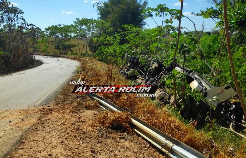 URGENTE - Caminhoneiro de Mato Grosso do Sul vem a óbito, após carreta tombar, na RO-010, em Migrantinópolis URGENTE - Caminhoneiro de Mato Grosso do Sul vem a óbito, após carreta tombar, na RO-010, em Migrantinópolis