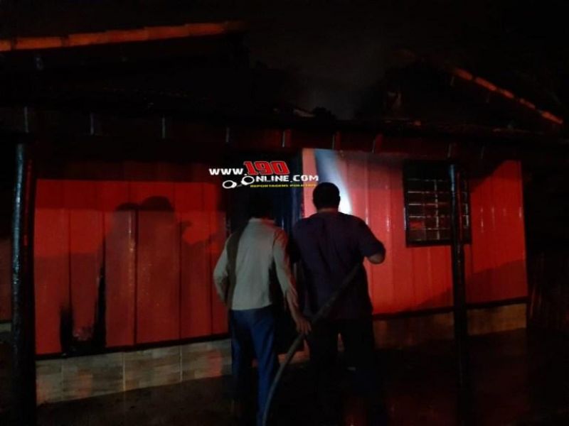 Alta Floresta – Brigada Municipal combate princípio de incêndio em residência no Bairro Princesa Izabel Alta Floresta – Brigada Municipal combate princípio de incêndio em residência no Bairro Princesa Izabel