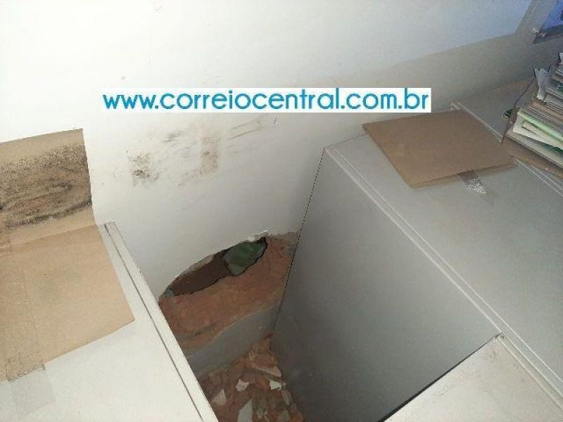 Banco do Brasil de Mirante da Serra é alvo de bandidos na madrugada deste sábado Banco do Brasil de Mirante da Serra é alvo de bandidos na madrugada deste sábado