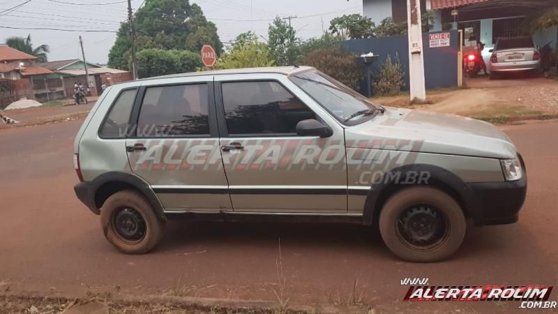 Acidente envolvendo condutor inabilitado é registrado no Bairro Industrial, em Rolim de Moura Acidente envolvendo condutor inabilitado é registrado no Bairro Industrial, em Rolim de Moura