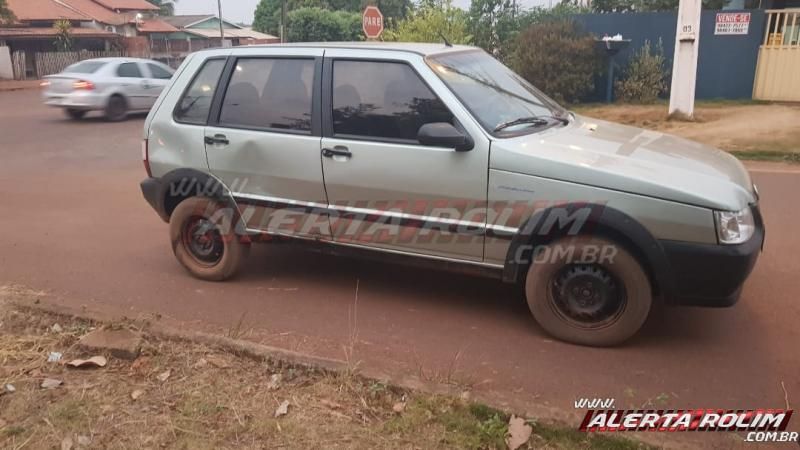 Acidente envolvendo condutor inabilitado é registrado no Bairro Industrial, em Rolim de Moura Acidente envolvendo condutor inabilitado é registrado no Bairro Industrial, em Rolim de Moura