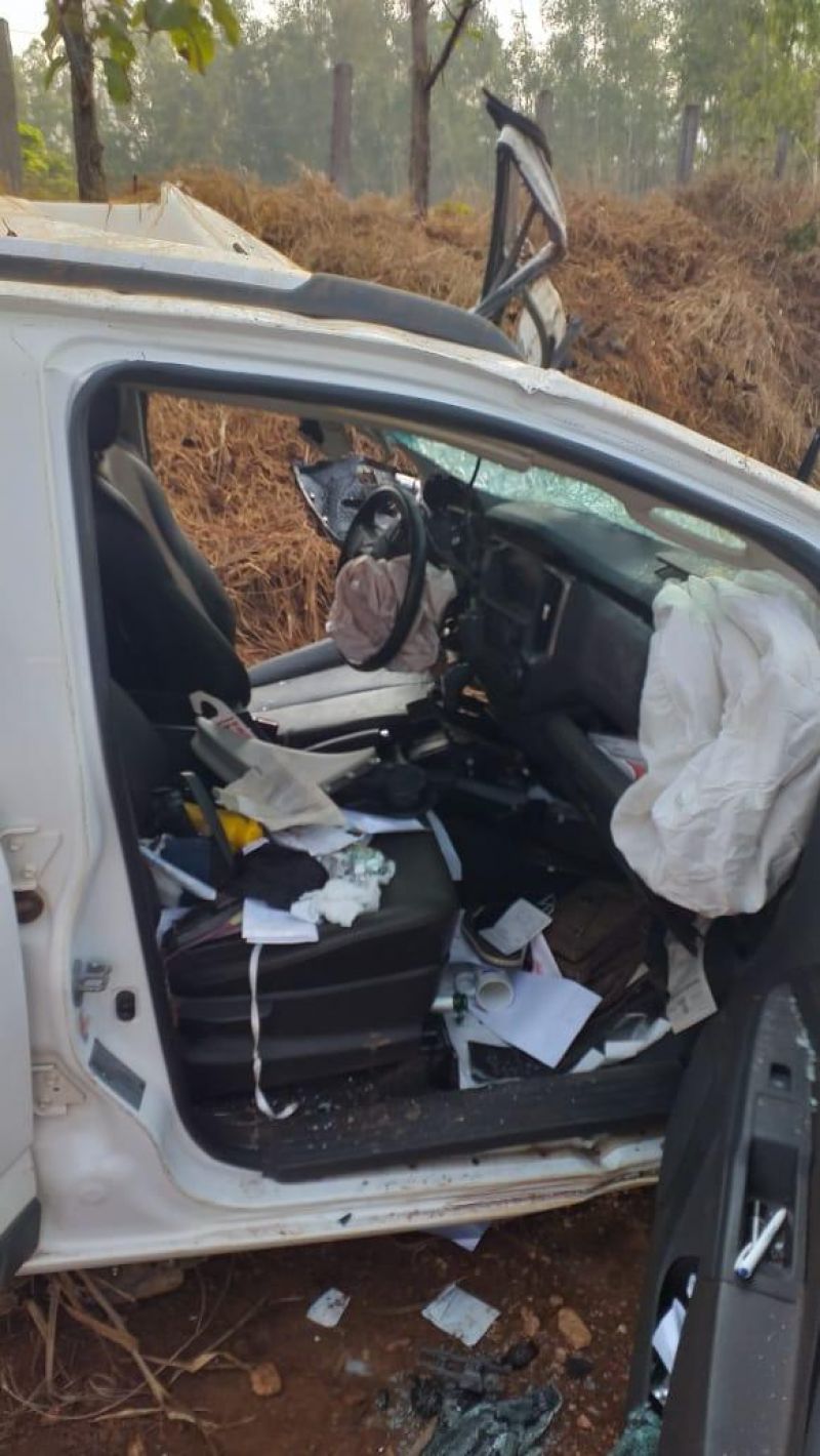 Médica sofre grave acidente na RO-481 após sair de plantão em Nova Brasilândia/RO Médica sofre grave acidente na RO-481 após sair de plantão em Nova Brasilândia/RO