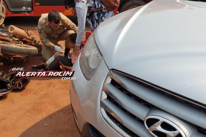Pai e filho são socorridos pelos bombeiros após acidente de trânsito no Bairro Cidade Alta, em Rolim de Moura Pai e filho são socorridos pelos bombeiros após acidente de trânsito no Bairro Cidade Alta, em Rolim de Moura