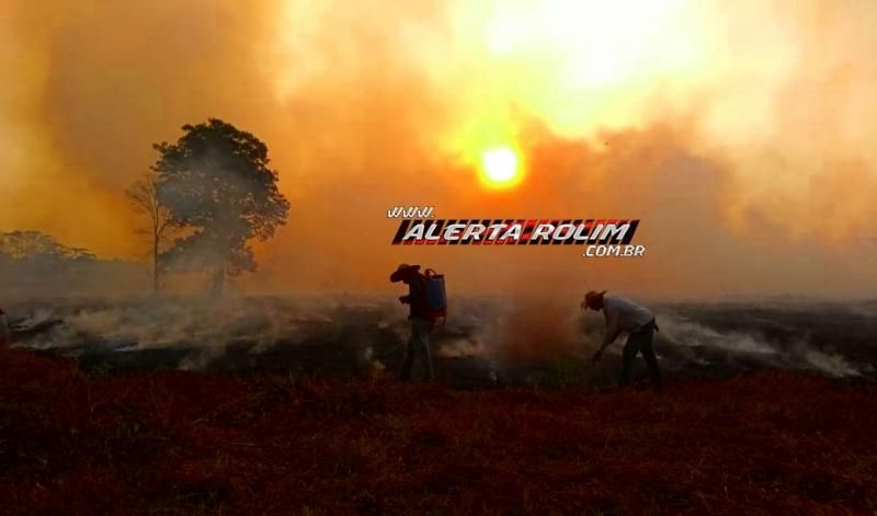 PM, BM e moradores controlam incêndio que destruiu vários alqueires de pastagem na área rural de Nova Estrela PM, BM e moradores controlam incêndio que destruiu vários alqueires de pastagem na área rural de Nova Estrela