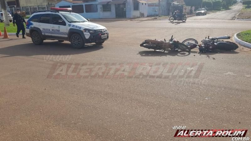 Acidente de trânsito com três vítimas é registrado nesta tarde de sexta-feira, em Rolim de Moura Acidente de trânsito com três vítimas é registrado nesta tarde de sexta-feira, em Rolim de Moura