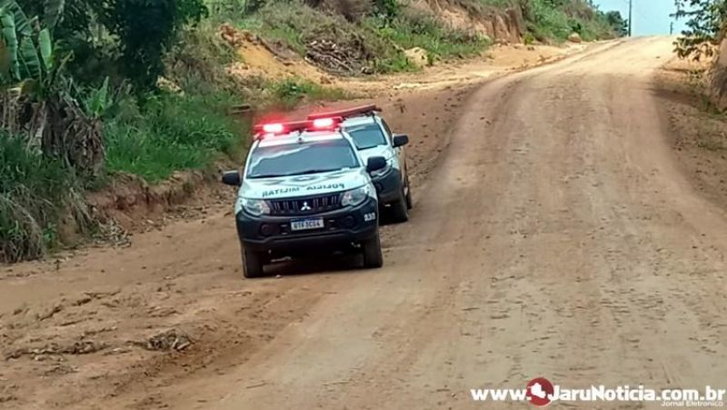 Adolescente é executado com dois tiros, em Jaru Adolescente é executado com dois tiros, em Jaru