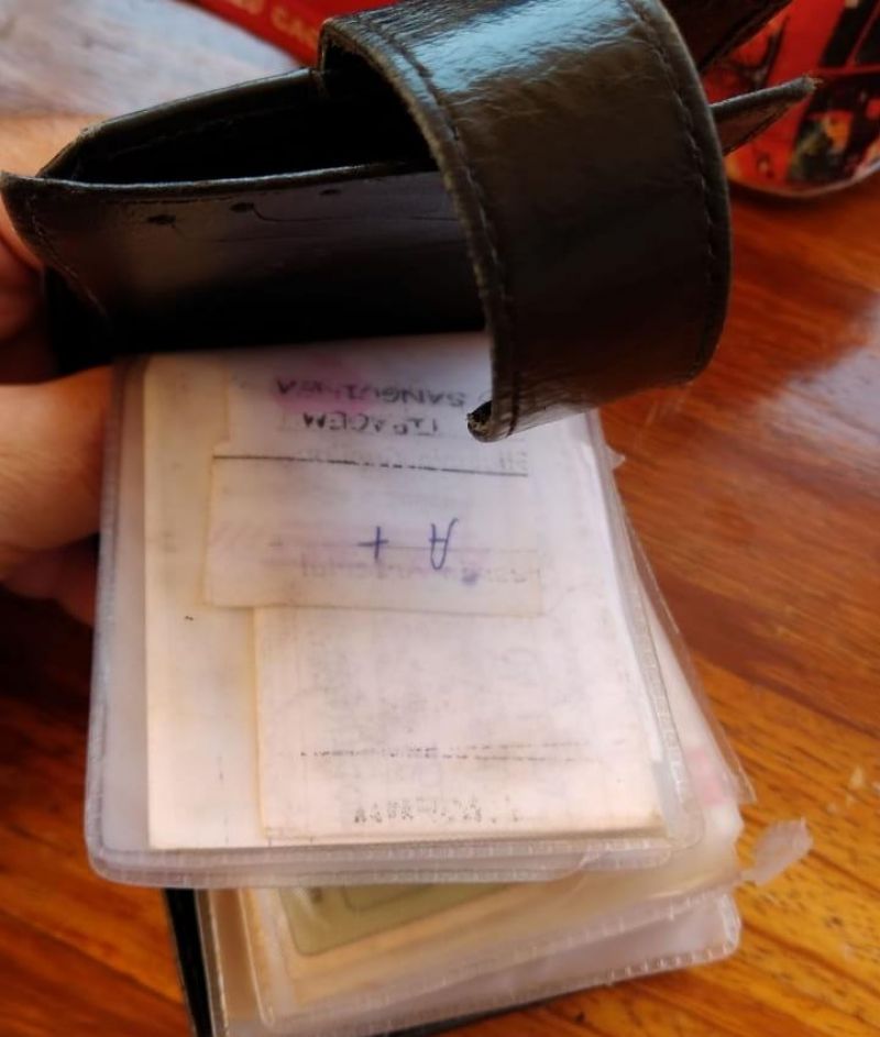 Carteira com documentos pessoais em nome de Enoch Carlos de Souza foram encontrados no Centro de Rolim de Moura Carteira com documentos pessoais em nome de Enoch Carlos de Souza foram encontrados no Centro de Rolim de Moura