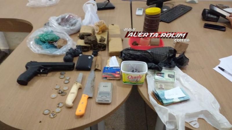Casal envolvido com tráfico de drogas é preso durante trabalho em conjunto da PM e PC de Rolim de Moura e Canil de Cacoal Casal envolvido com tráfico de drogas é preso durante trabalho em conjunto da PM e PC de Rolim de Moura e Canil de Cacoal