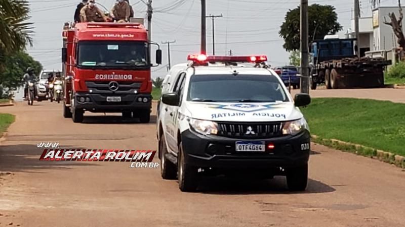 Cortejo fúnebre do Policial Militar da Reserva, José Carlos de Moura, em Rolim de Moura – Vídeo Cortejo fúnebre do Policial Militar da Reserva, José Carlos de Moura, em Rolim de Moura – Vídeo