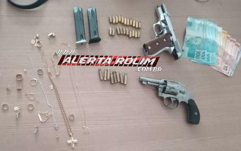 PM em Rolim de Moura prende casal suspeito de roubo em São Francisco e apreende armas de fogo, joias, dinheiro e veículos PM em Rolim de Moura prende casal suspeito de roubo em São Francisco e apreende armas de fogo, joias, dinheiro e veículos