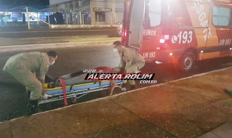 Homem é morto a facadas e pauladas, no centro de Rolim de Moura Homem é morto a facadas e pauladas, no centro de Rolim de Moura