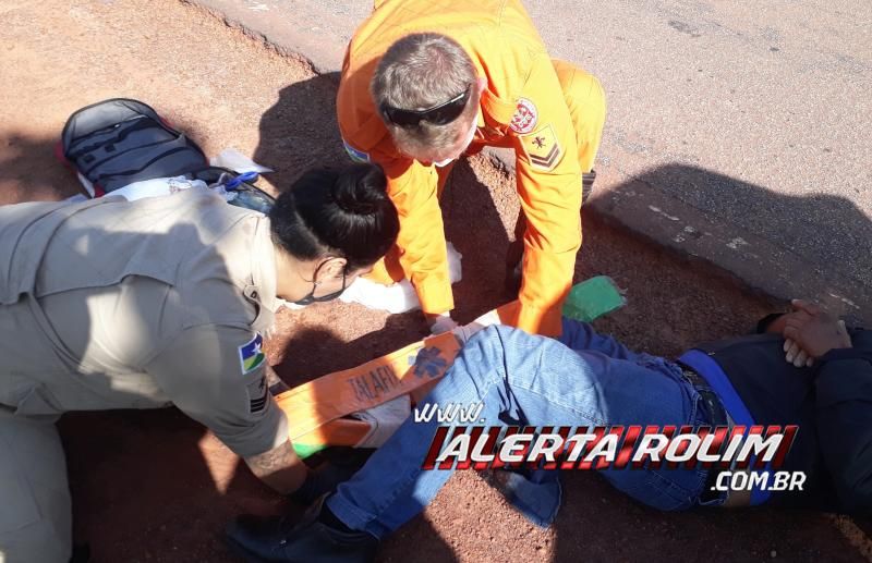 Motociclista sofre fratura exposta no pé após sofrer queda na RO-383, em Cacoal Motociclista sofre fratura exposta no pé após sofrer queda na RO-383, em Cacoal