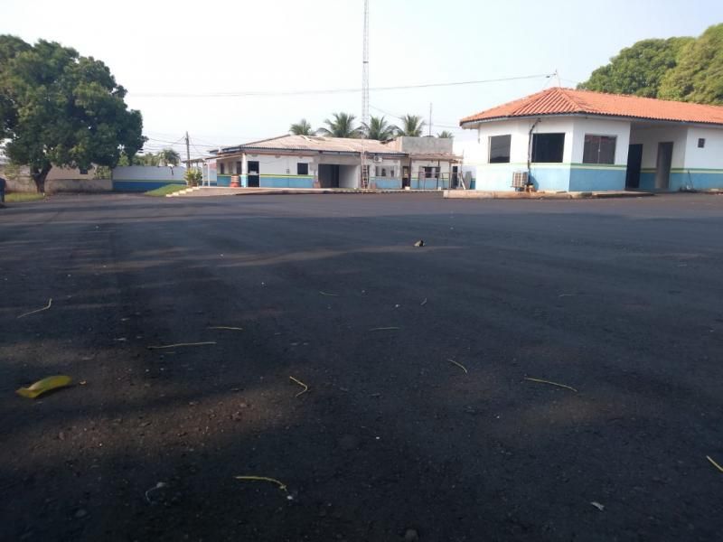Obras de pavimentação asfáltica do pátio e vias de acessibilidade do 10° Batalhão em Rolim de Moura foram realizadas pelo DER Obras de pavimentação asfáltica do pátio e vias de acessibilidade do 10° Batalhão em Rolim de Moura foram realizadas pelo DER